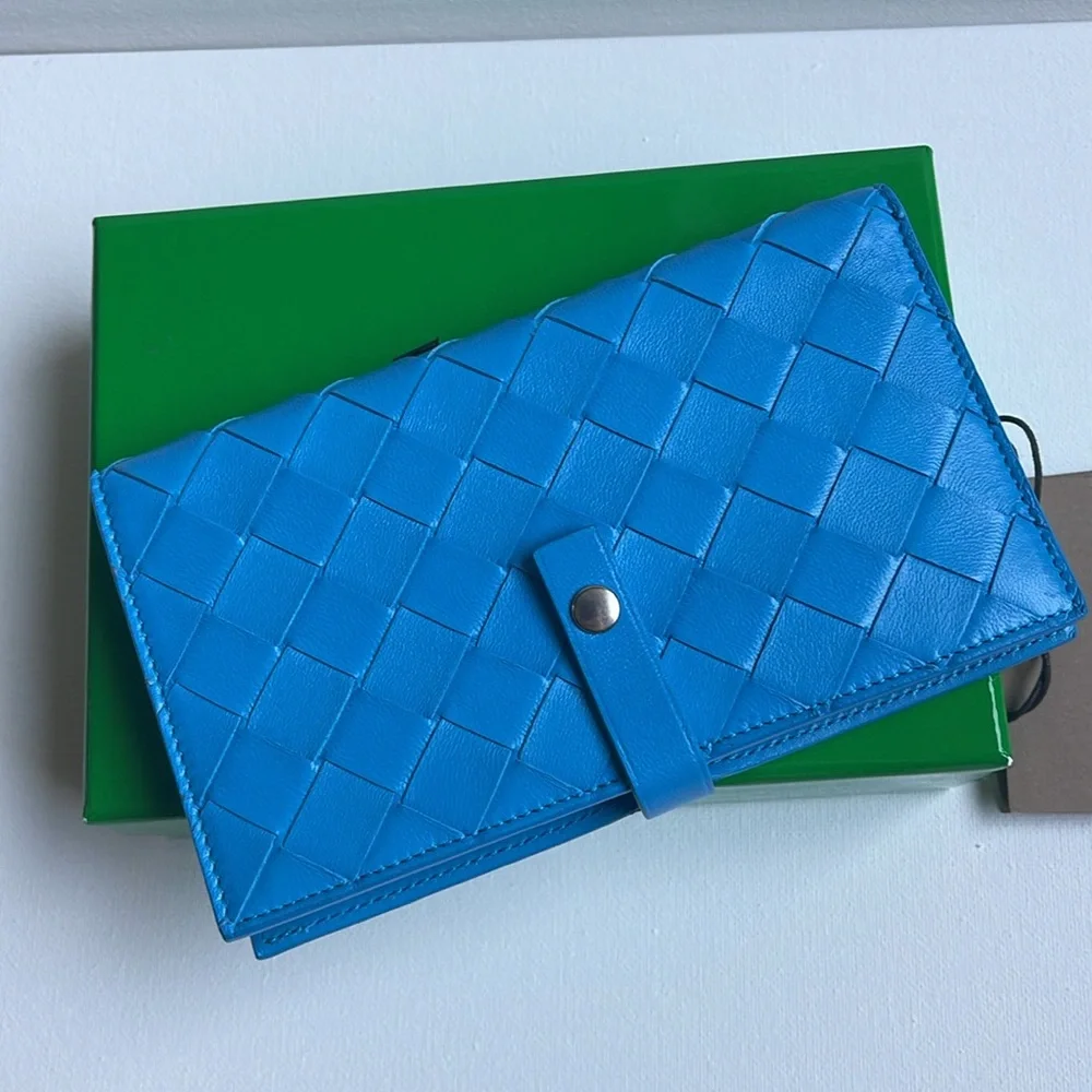 NWT BOTTEGA VENETA WOVEN LEATHER BLUE iPHONE 11 CASE WALLET WITH BOX AND BAG - Picture 7 of 16